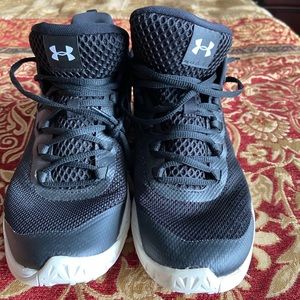 Women’s Under Armour hightops size 8.5